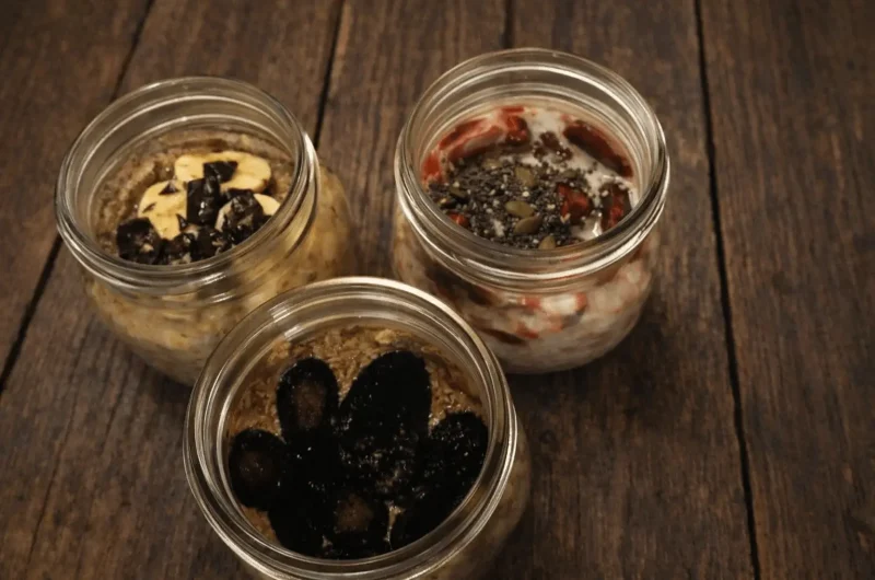 Super Simple Sugar-Free Overnight Oats (3 Ways)